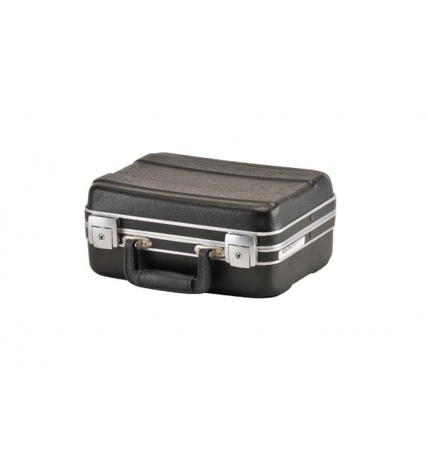 SKB Luggage Style Transport Case without foam
