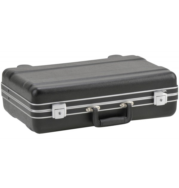 SKB Luggage Style Transport Case without foam