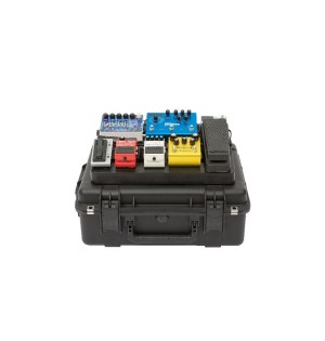SKB iSeries injection molded pedalboard case